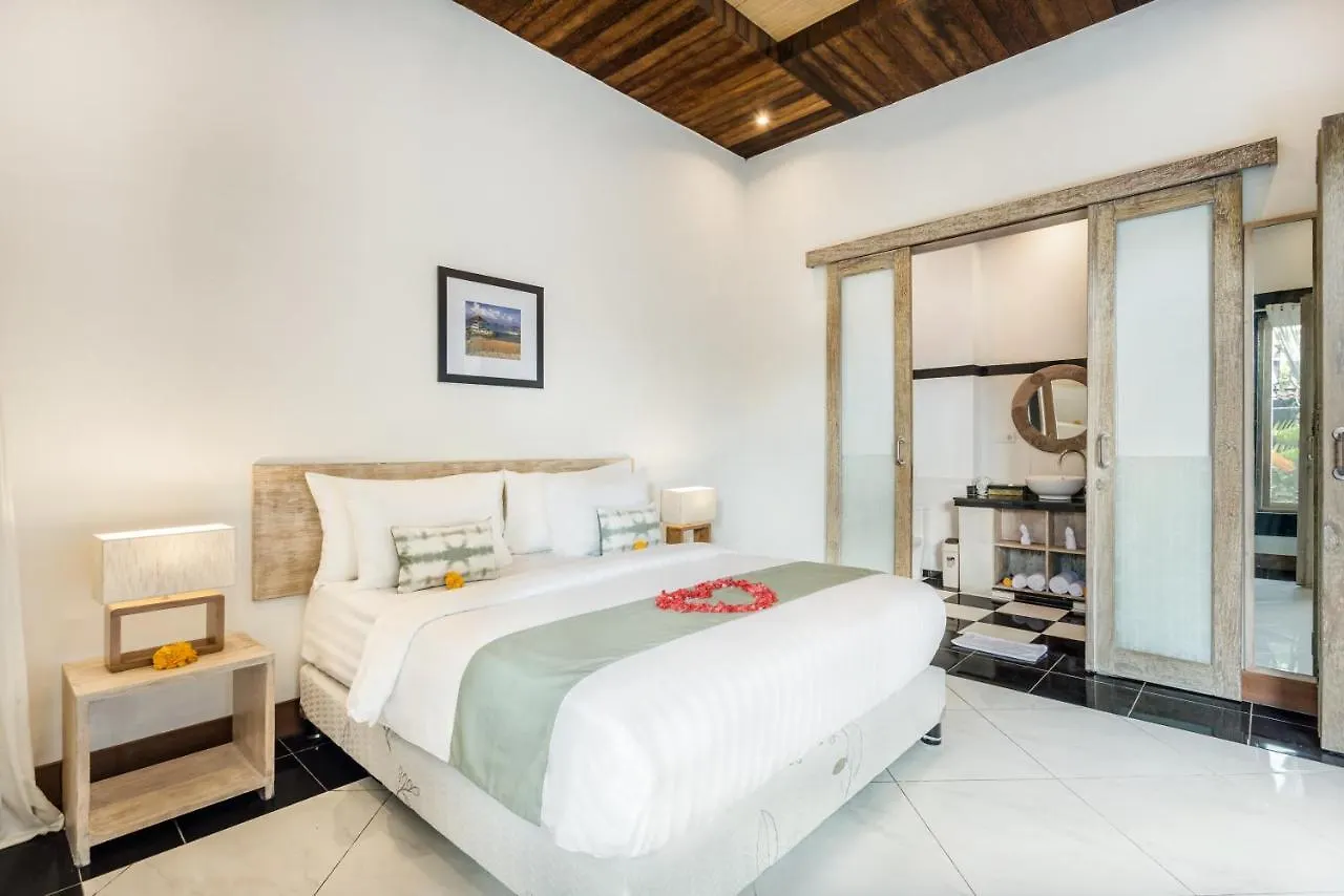 Villa Lavana - 3 Bedrooms Seminyak