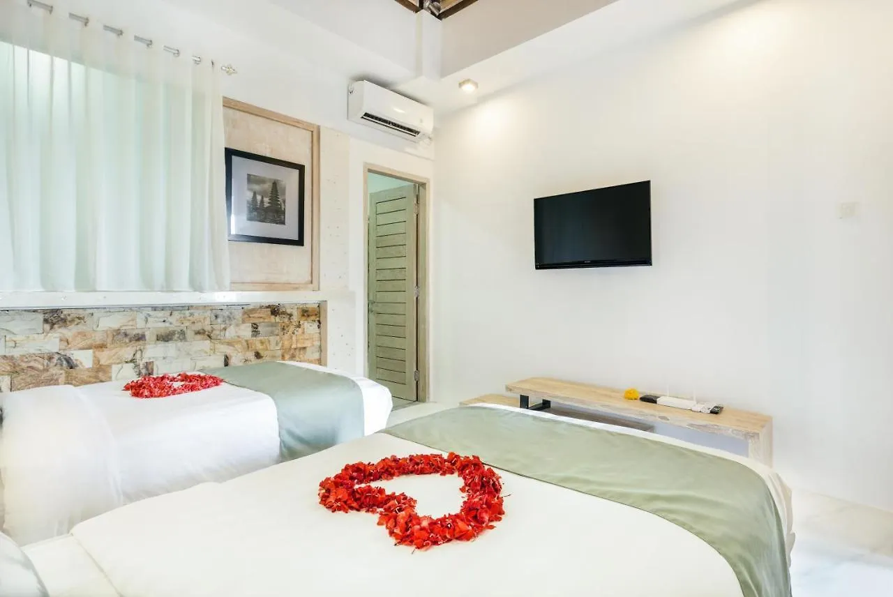Villa Lavana - 3 Bedrooms Seminyak