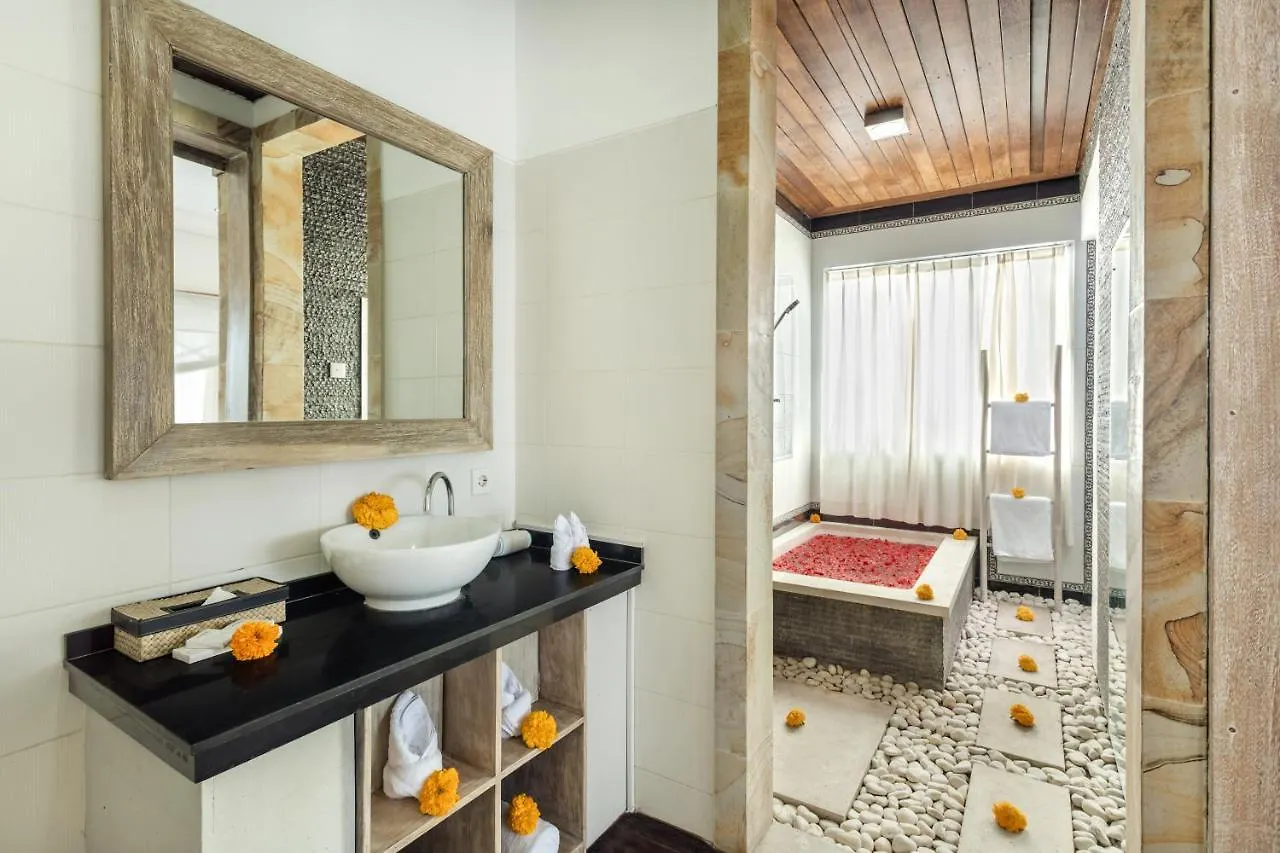 Villa Lavana - 3 Bedrooms Seminyak