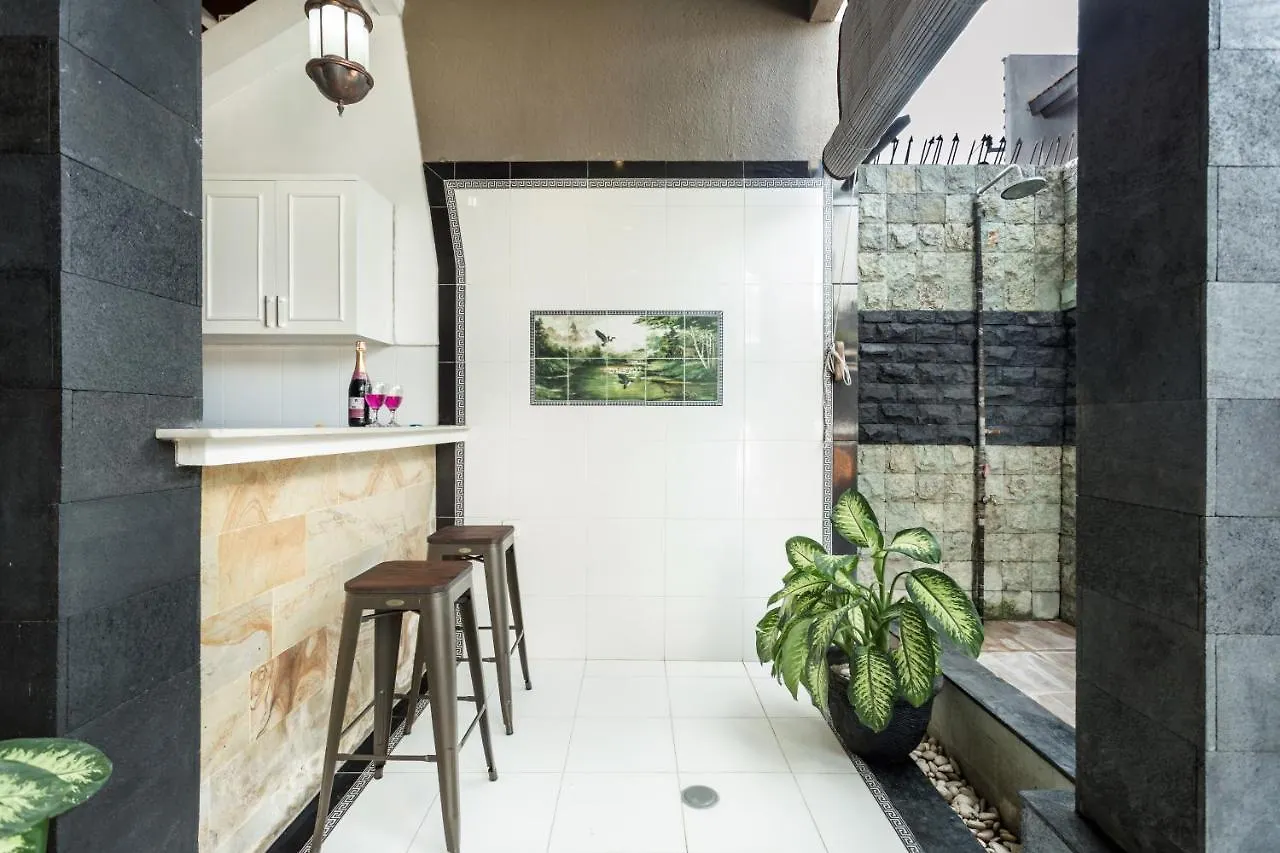Villa Lavana - 3 Bedrooms Seminyak   Seminyak (Bali)