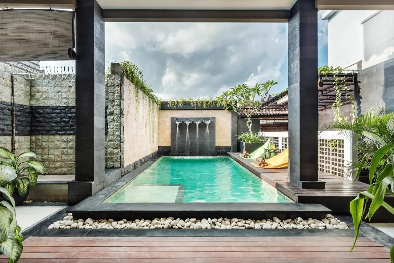Villa Lavana - 3 Bedrooms Seminyak
