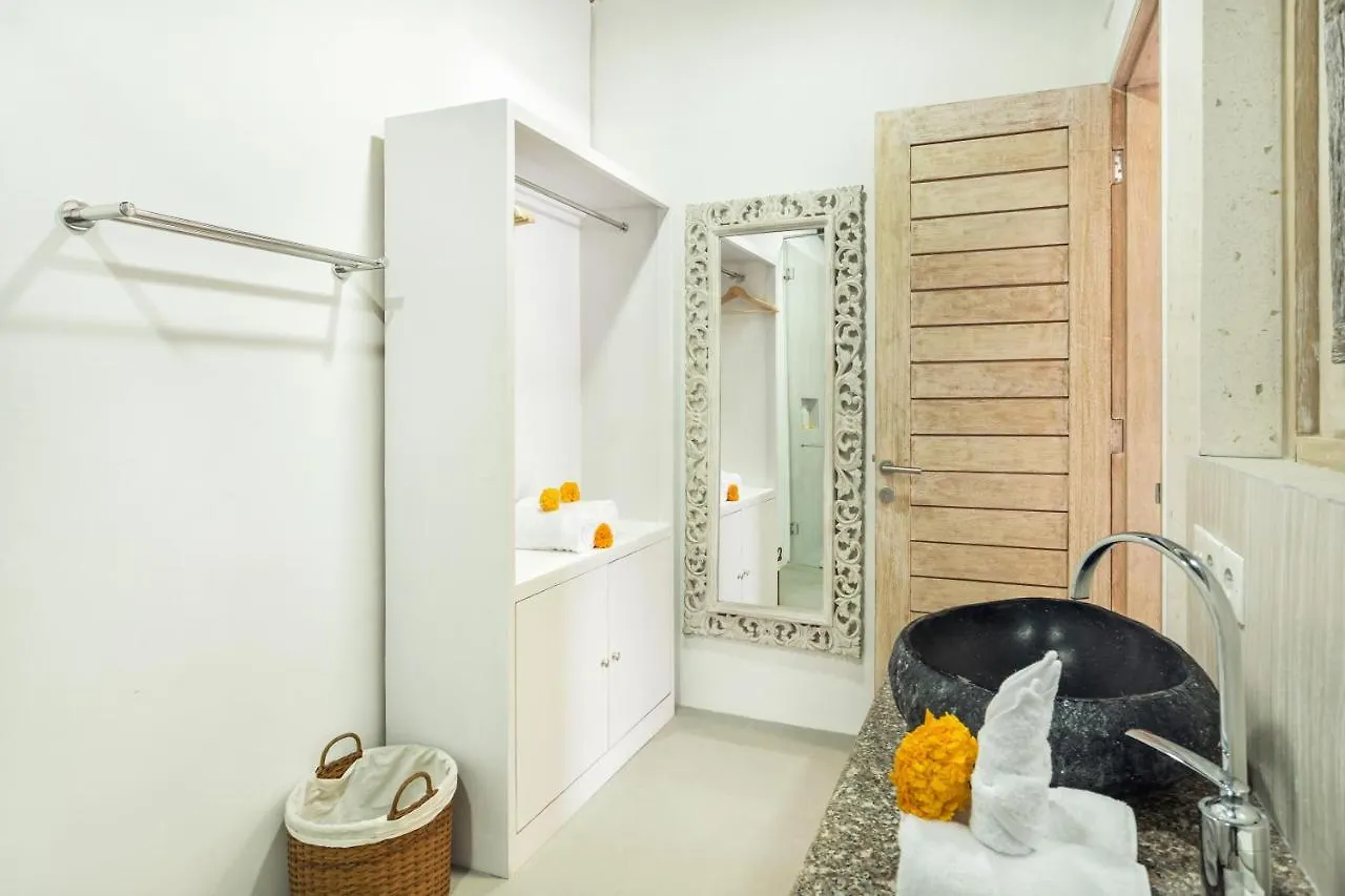 Villa Lavana - 3 Bedrooms Seminyak
